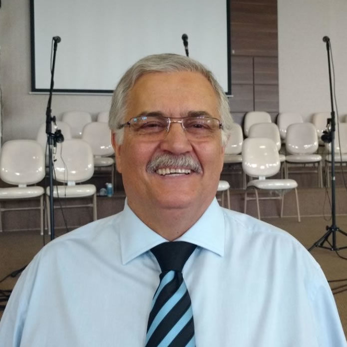 PastorJanuario PastorJanuario